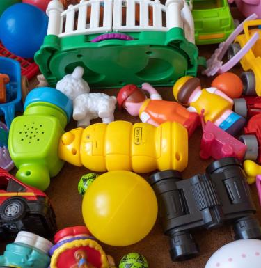 childrens plastic toys