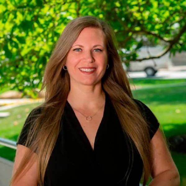 Danielle Tufts 