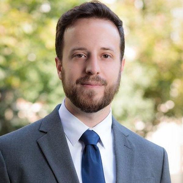 Dr. Travis Donohoe